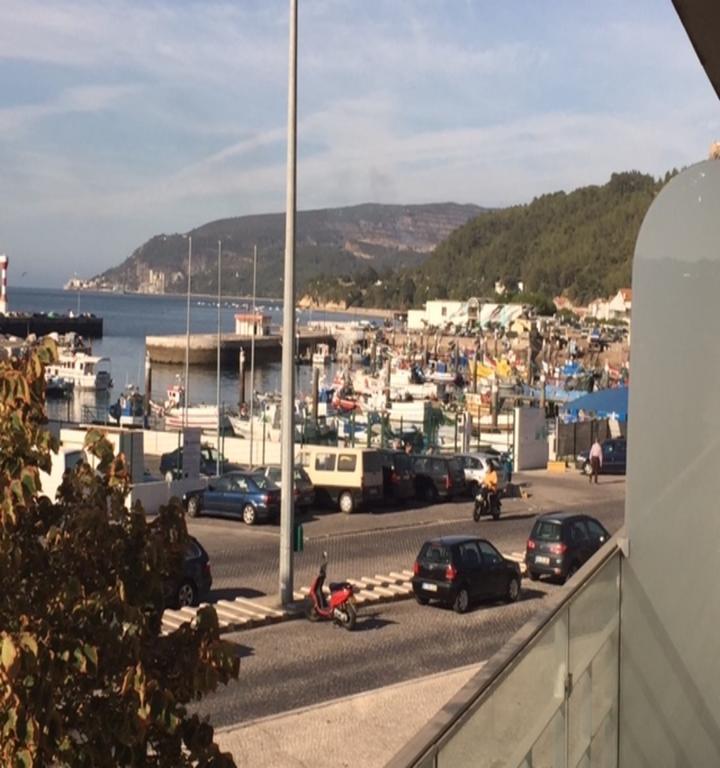 Sea And Marina View Apartment Setubal Luaran gambar