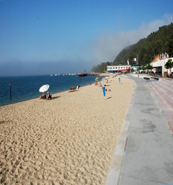 Sea And Marina View Apartment Setubal Luaran gambar