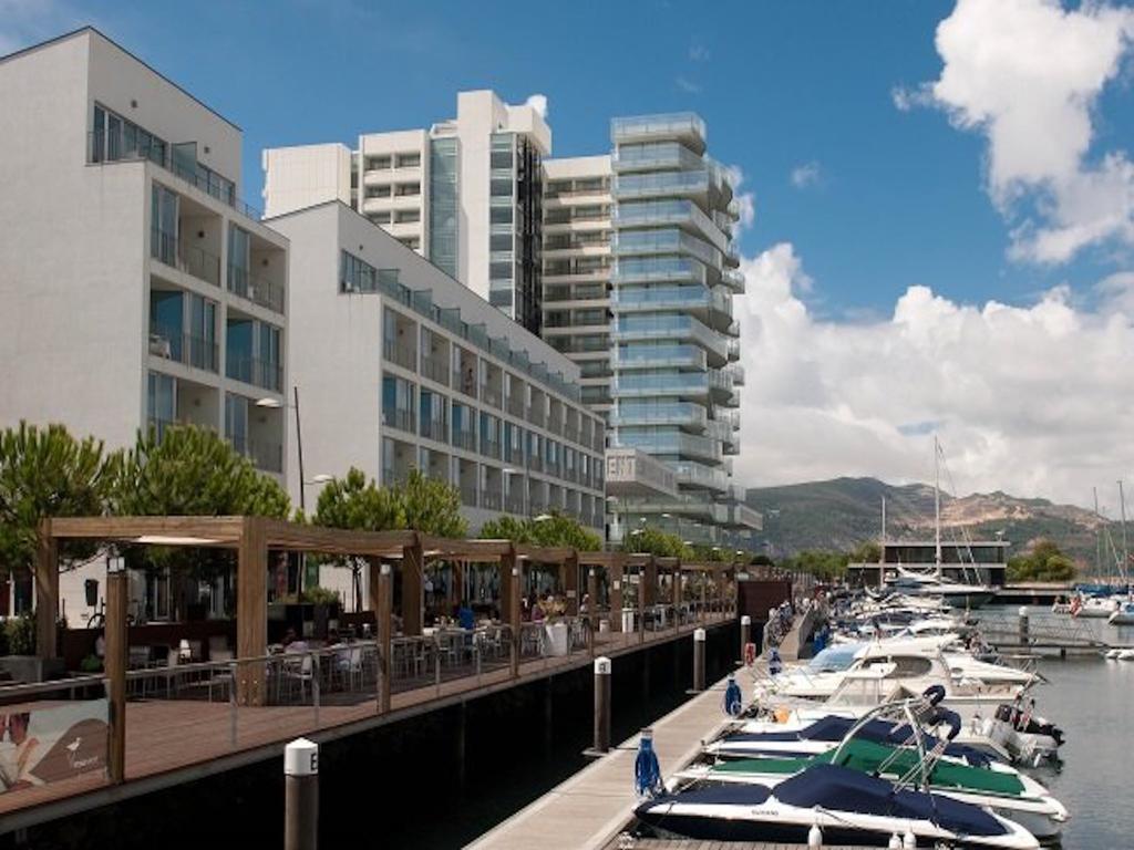 Sea And Marina View Apartment Setubal Luaran gambar