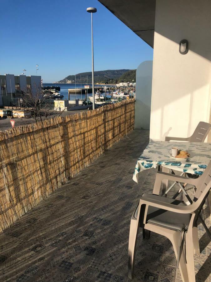 Sea And Marina View Apartment Setubal Luaran gambar
