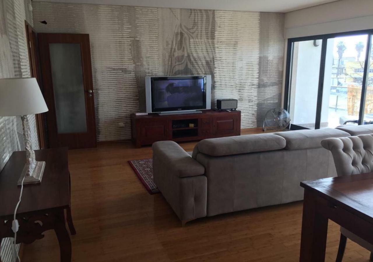 Sea And Marina View Apartment Setubal Luaran gambar